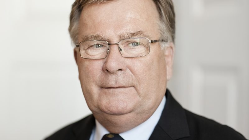 Forsvarsminister Claus Hjort Frederiksen (V)